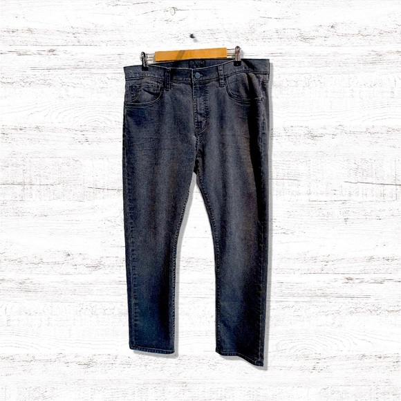 Saks Fifth Avenue Modern One BXWD Men’s Relaxed Fit Jeans Size 36x32 - Picture 1 of 4